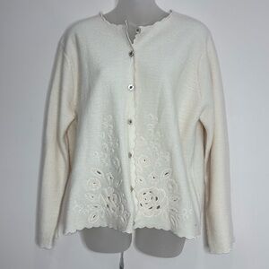 Vintage 90s Koret 100% Wool Cream Floral Embroidered Cardigan sweater medium